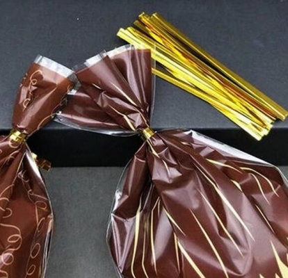 花のネクタイのワイヤー 食品の包装ネクタイのロール 彩色のギフトシールロープ 300400ヤード 金と銀のネクタイ